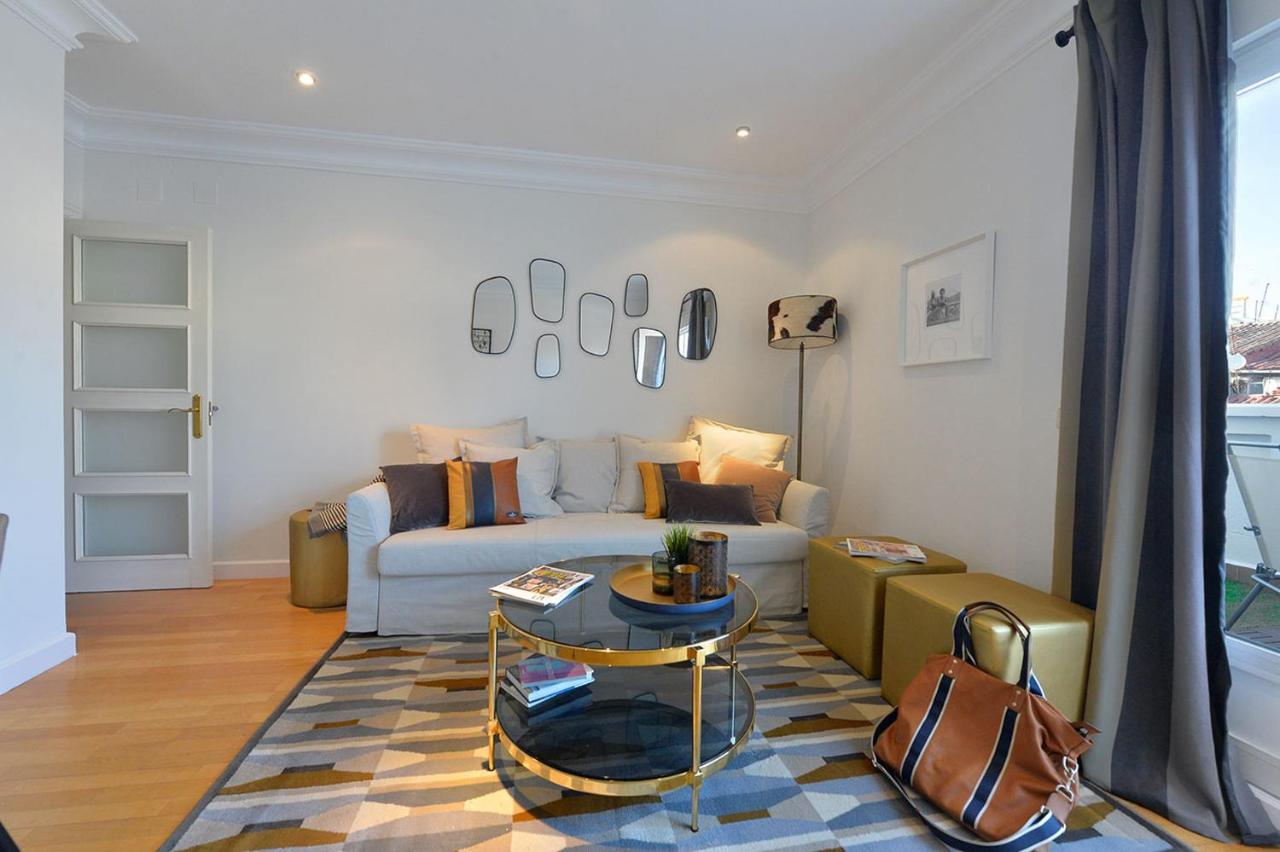 HOMEABOUT PUERTA DEL SOL Premium Madrid Exterior foto